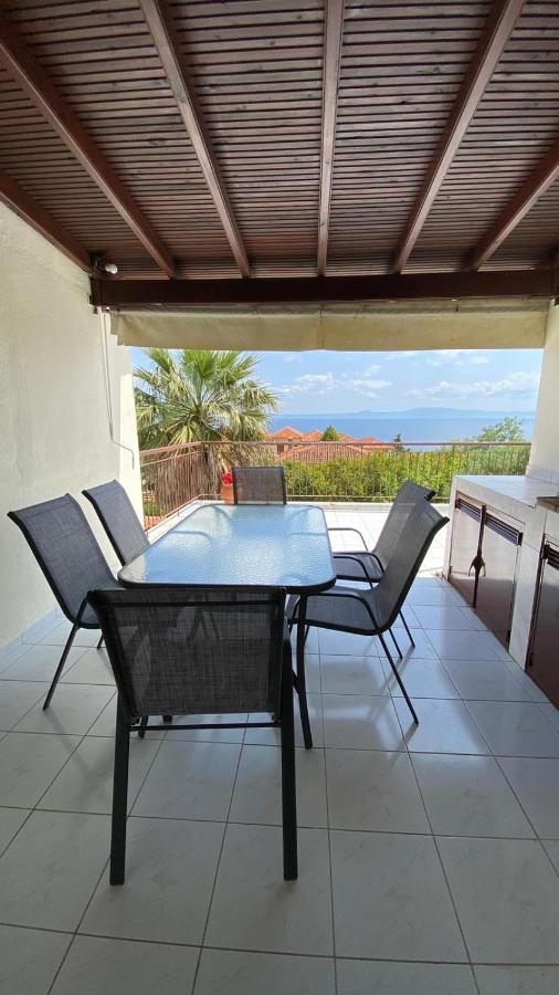 דירות Amazing Sea View Loft, אפיטוס מראה חיצוני תמונה